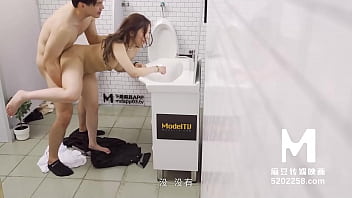 ModelMedia Asia-Horny Toilet-Lin Xiang-MDWP-0022-Best Original Asia Porn Video